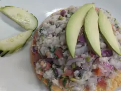 Tostada de Ceviche de Pescado